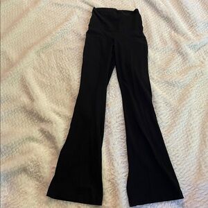 TNA Flare Leggings in black